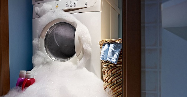 7 چیزی که نباید در لباسشویی شست