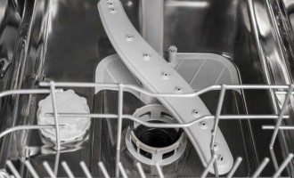 تمیز کردن بازوهای اسپری ماشین ظرفشویی